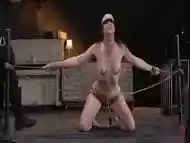 Kinky bimbo craves for bondage and is an obedient bitch