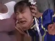 Chun-Li Cosplay Japanese Babe in huge bukkake gangbang