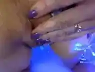 PISSING IN PANTIES IN THE BATHTUB CLOSE-UP!!!!