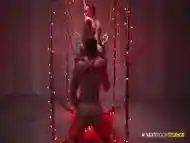 Raw Swing X-mas Bang Fisting &amp; Cum Swallow