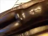 Rubberpup massaged.