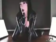 Kira Star Smoking Domme