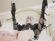 Nier Automata 2B tied up and pussy fucked with a dildo. Karneli Bandi